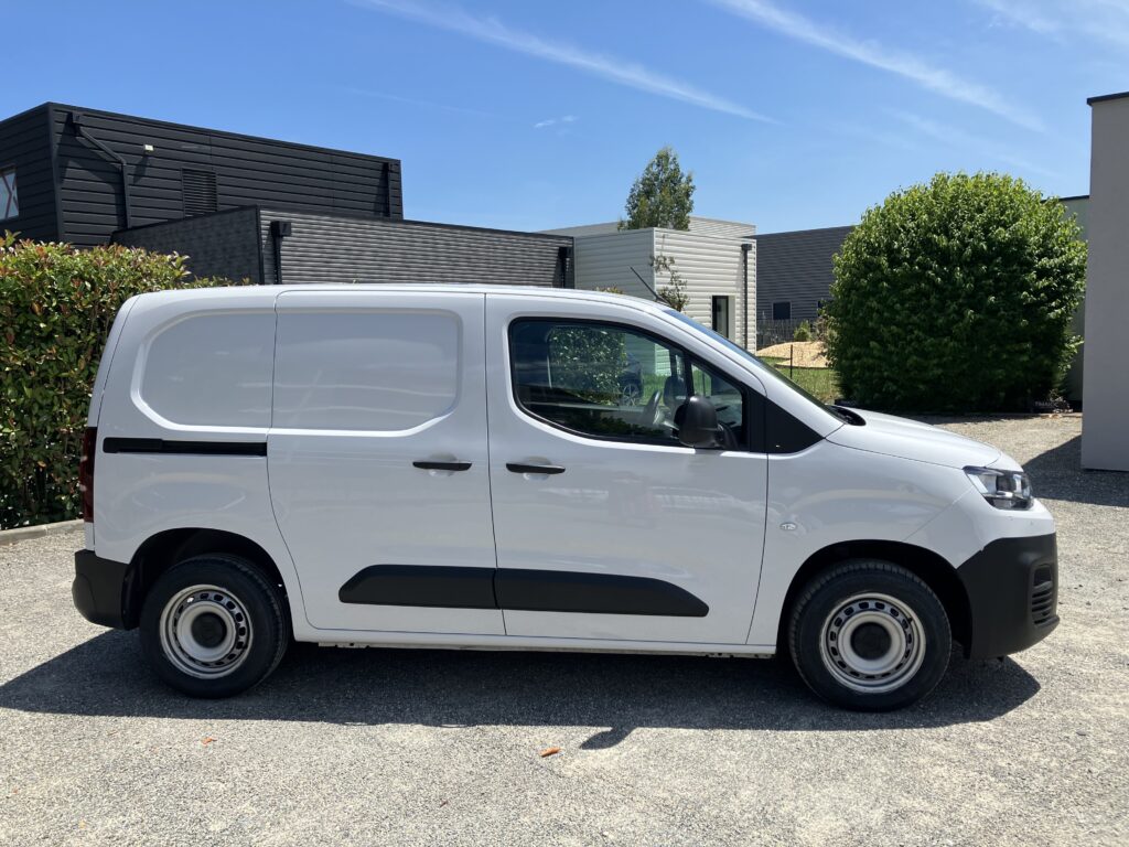 Leasing utilitaire professionnel Citroën Berlingo auto entrepreneurs et sociétés sans bilan